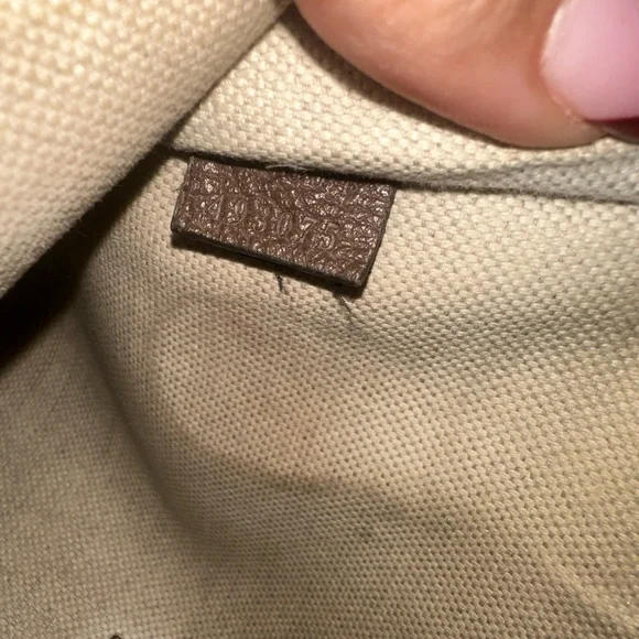 Gucci Beige and Brown Crossbody Bag - Picture 9 of 10